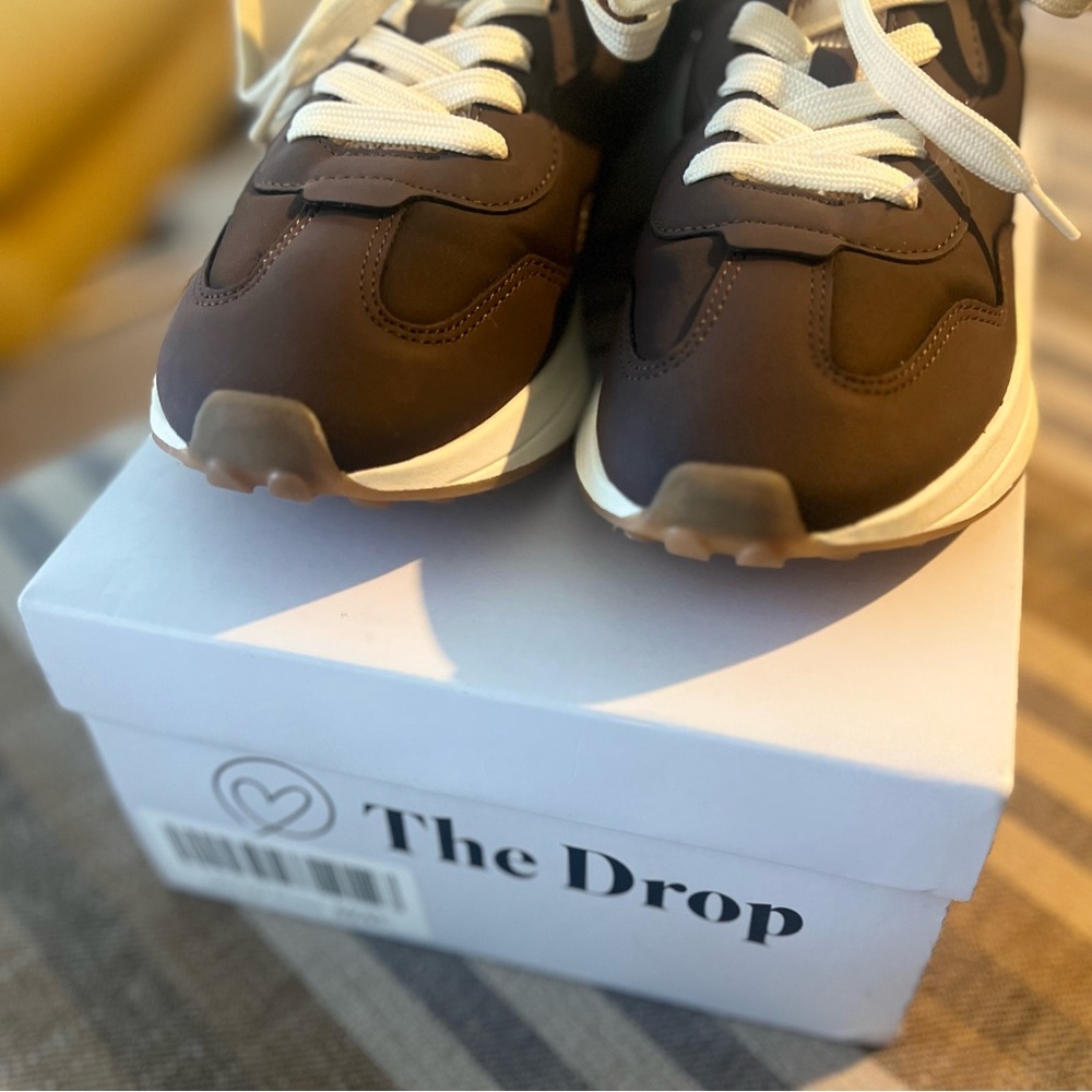 Like New! The Drop Andy Sneaker - Picture 7 of 16